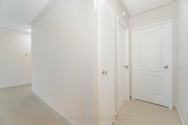 Additional image 16 of 4673 Jane St Unit 609