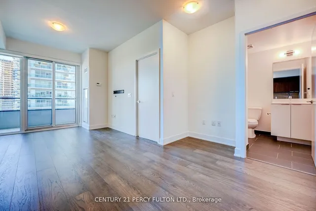 Additional image 14 of 30 Shorebreeze Dr Unit 2514