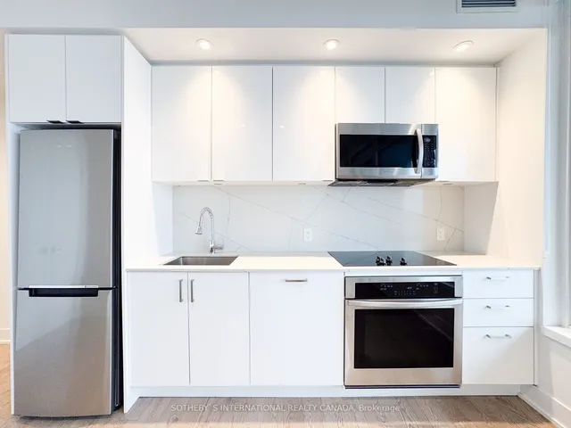 Additional image 5 of 1926 Lake Shore Blvd Unit 2010E