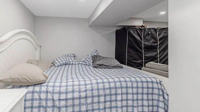 Additional image 33 of 147 Fleetwood Cres