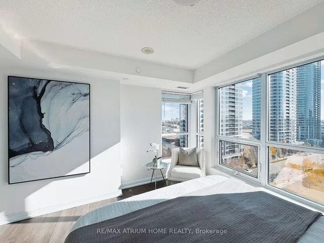 Additional image 15 of 255 Village Green Sq Unit 902