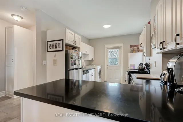 Additional image 9 of 167 Wineva Ave