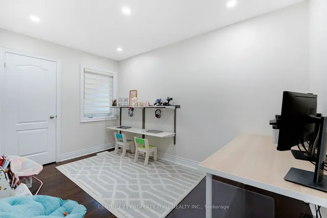 Additional image 18 of 37 Alister Dr