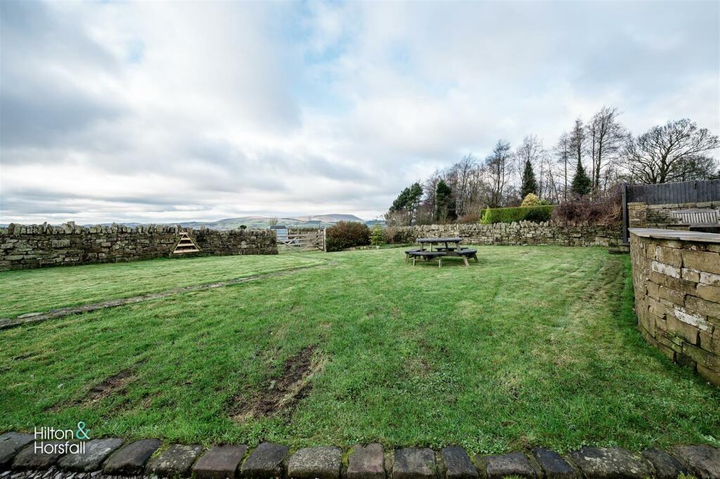 Additional image 39 of Barnmeadow House, Southfield, Burnley