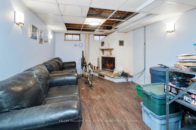 Additional image 23 of 21 Wright St