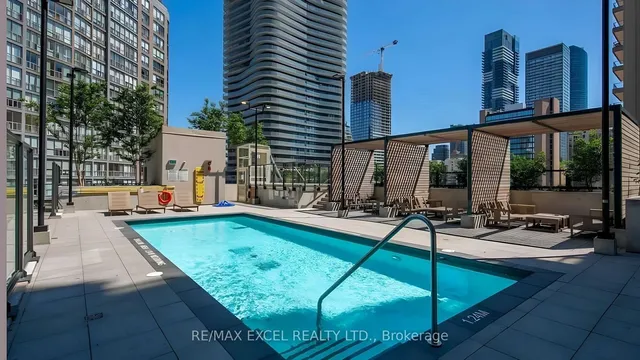 Primary image of 955 Bay St Unit 319