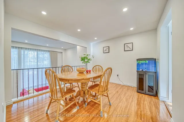 Additional image 9 of 100 Rusty Crestway