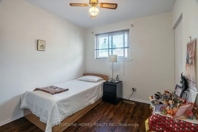 Additional image 19 of 29 Doncaster Dr