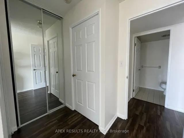 Additional image 20 of 7 Carlton St Unit 1711