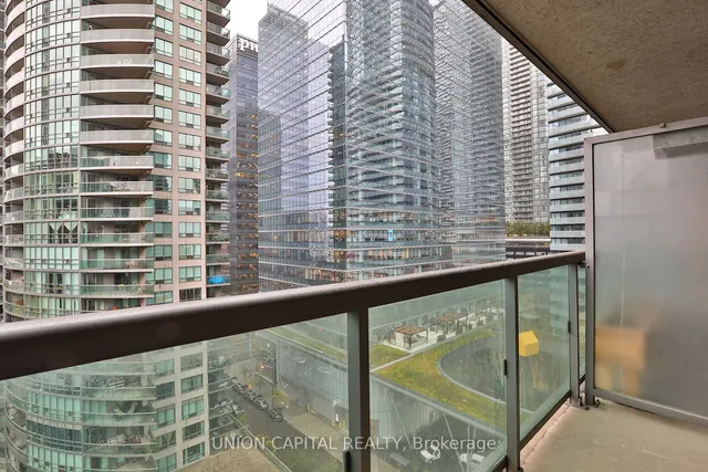 Additional image 7 of 19 Grand Trunk Cres Unit 1603