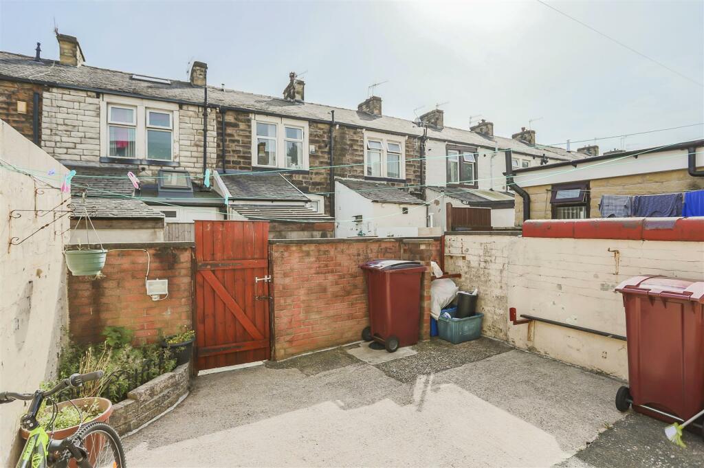 Additional image 11 of Ennismore Street, Burnley