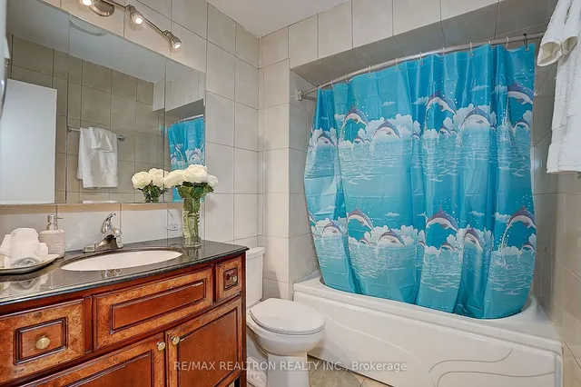 Additional image 30 of 73 Pettibone Sq