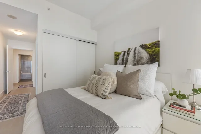 Additional image 12 of 32 Davenport Rd Unit 603