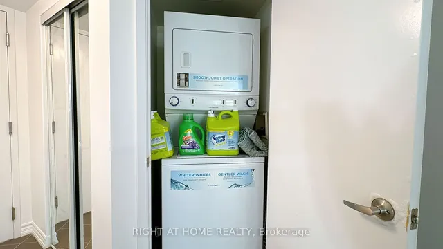 Additional image 11 of 816 Lansdowne Ave Unit 106