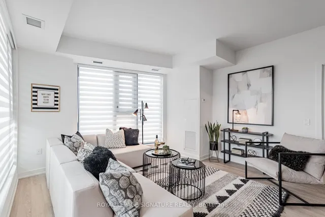 Additional image 12 of 250 Lawrence Ave Unit 215