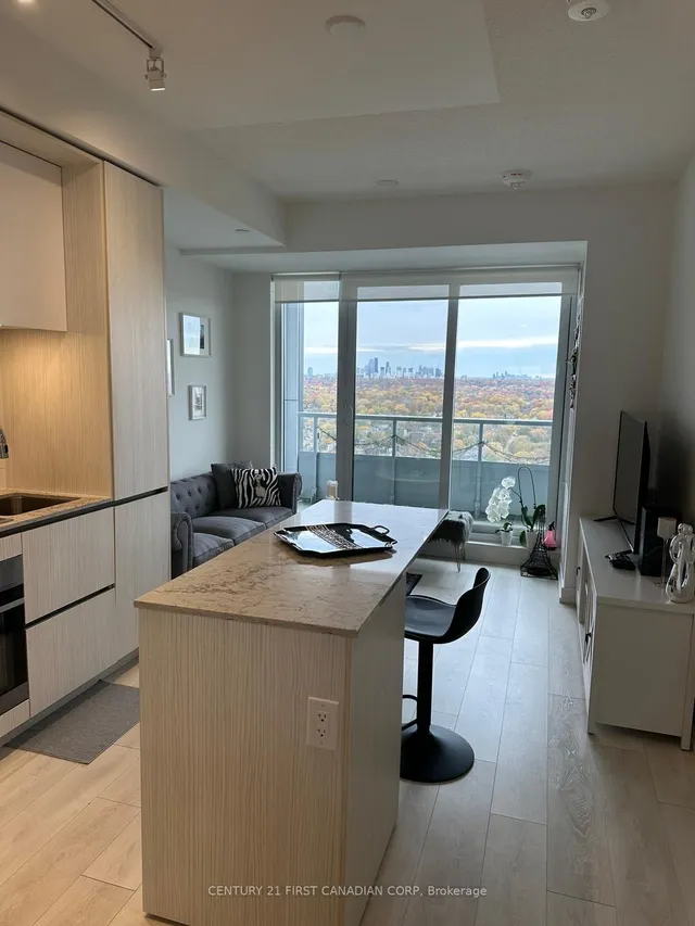 Additional image 5 of 225 Sumach St Unit 2810