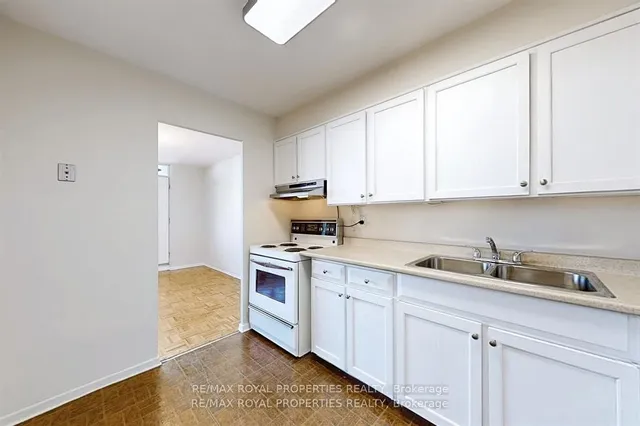 Additional image 10 of 20 Forest Manor Rd Unit 702