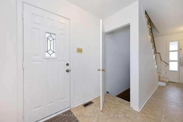 Additional image 29 of 47 Durham Cres