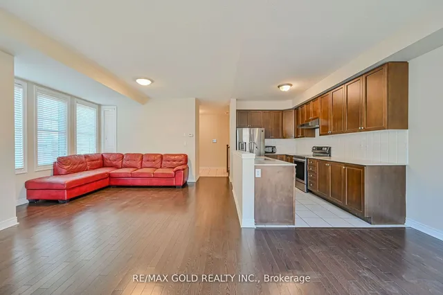 Additional image 13 of 101 Finegan Circ