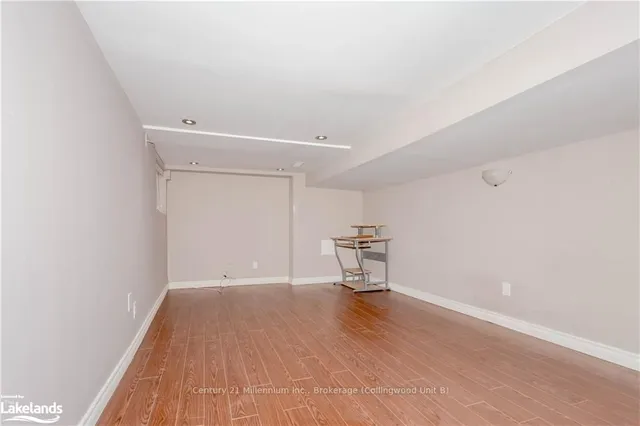 Additional image 14 of 69 LAING St