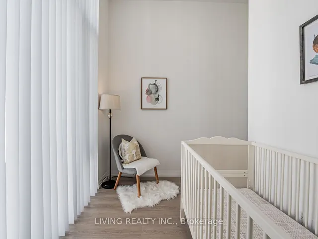 Additional image 23 of 8 Widmer St Unit GPH3