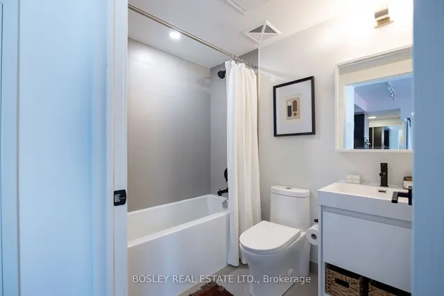 Additional image 27 of 2 Augusta Ave Unit 309