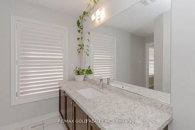 Additional image 24 of 40 Stephanie Ave