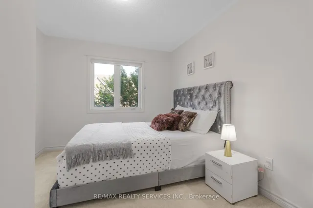 Additional image 25 of 50 Edinburgh Dr Unit 26