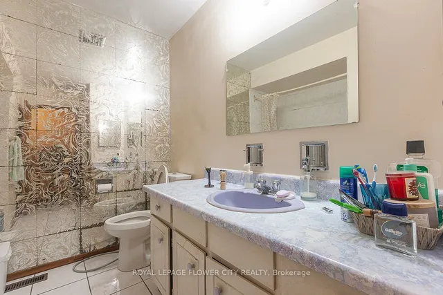 Additional image 35 of 329 Hansen Rd