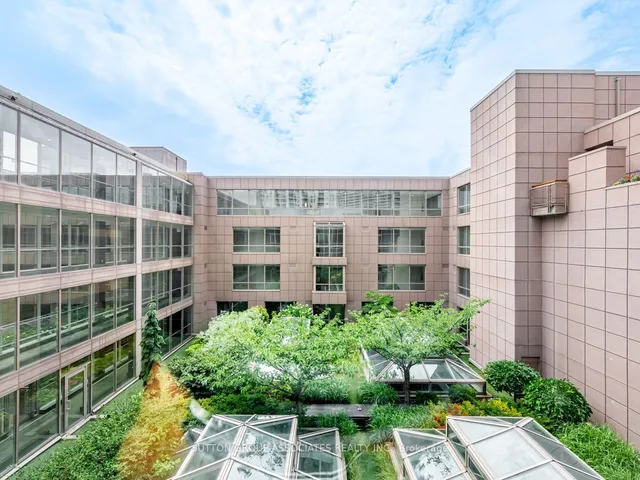 Additional image 37 of 211 QUEENS QUAY WEST Unit 1116