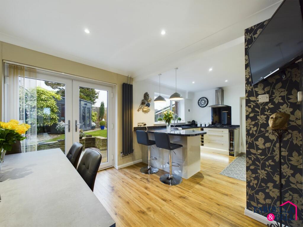 Additional image 11 of Croasdale Avenue, Burnley, BB10