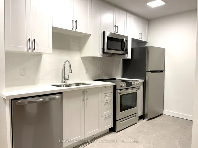 Additional image 5 of 2412 Queen St