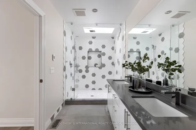 Additional image 30 of 32 Brookfield Rd