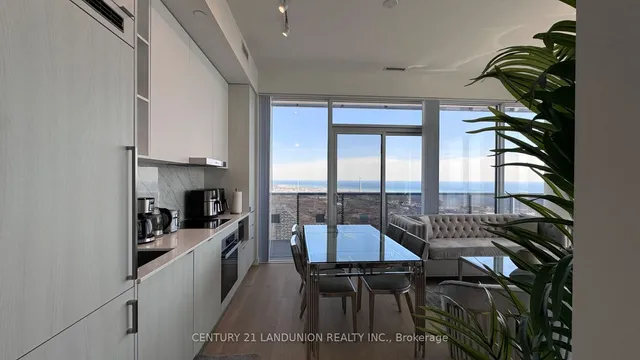 Additional image 35 of 138 Downes St Unit PH206