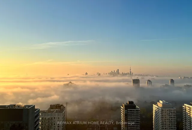 Additional image 35 of 161 Roehampton Ave Unit Ph05