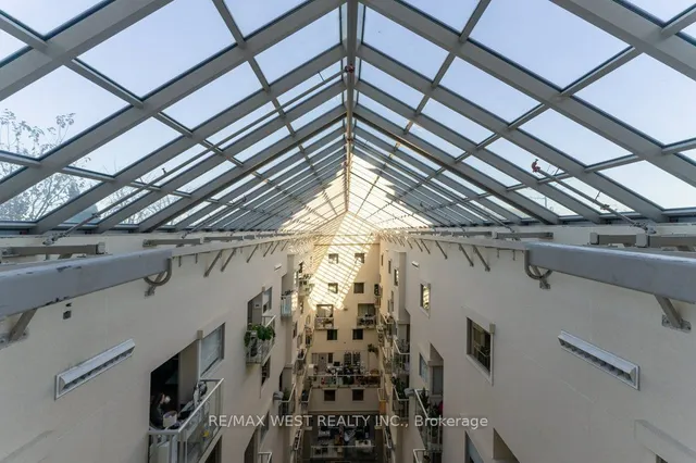 Additional image 8 of 437 Roncesvalles Ave Unit 503