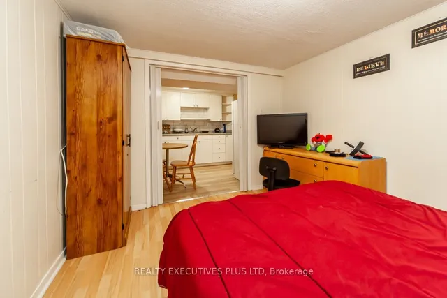 Additional image 10 of 46 Lorraine Cres