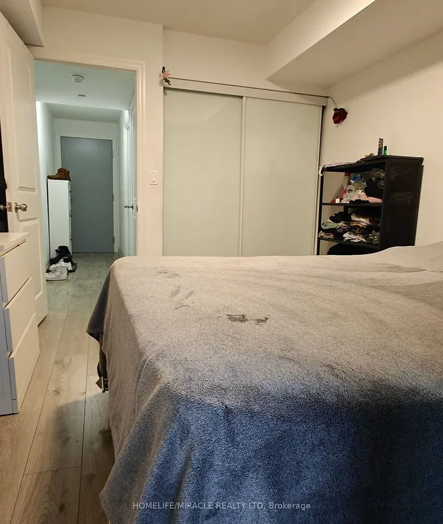 Additional image 6 of 80 Esther Lorrie Dr Unit 304