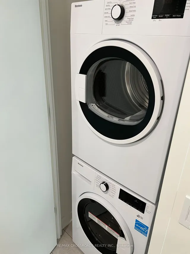 Additional image 8 of 55 Charles St Unit 1401