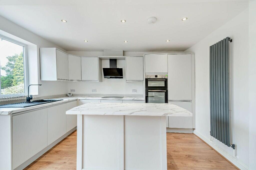 Additional image 6 of Kingsway, Burnley, Lancashire, BB11