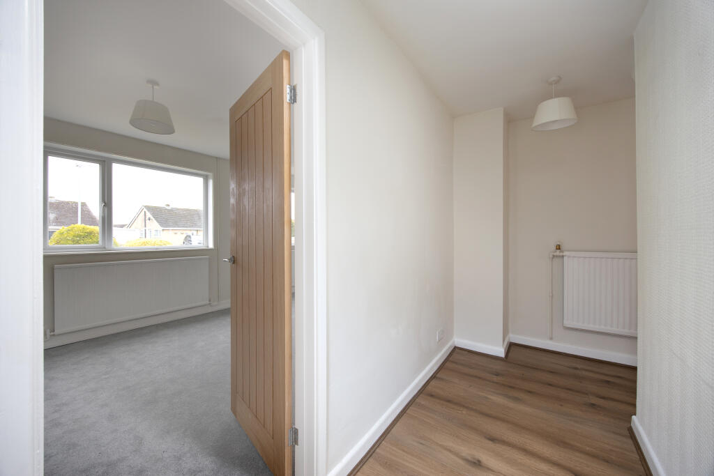 Additional image 7 of Trowbridge - NO CHAIN