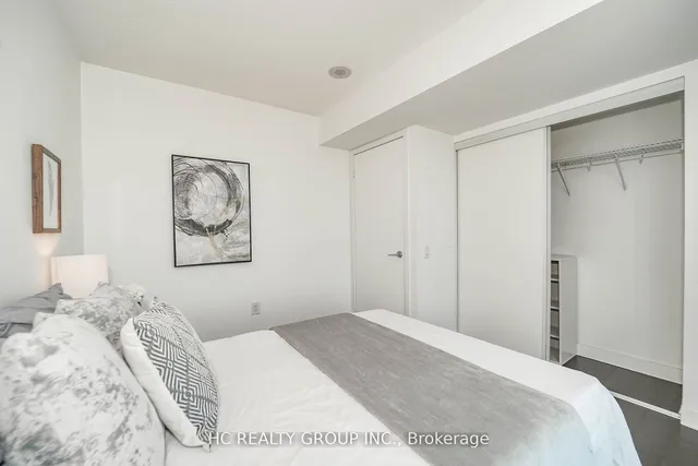 Additional image 26 of 15 Singer Crt Unit 1002