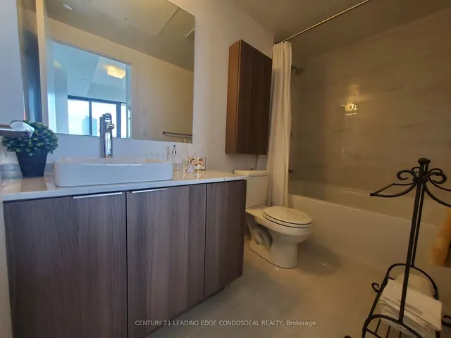 Additional image 24 of 11 Wellesley St Unit 5905