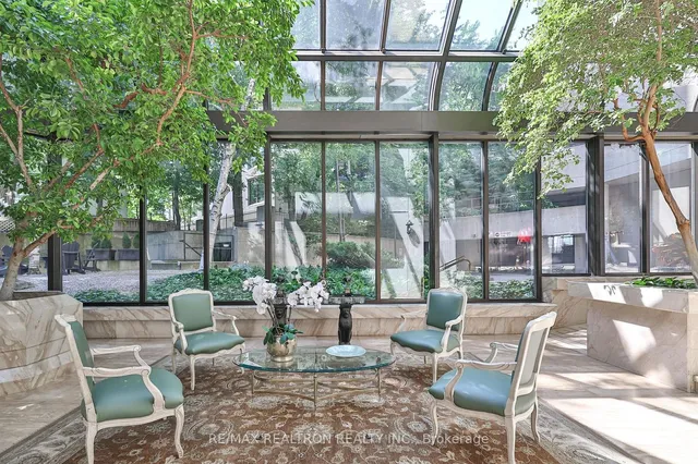 Additional image 38 of 342 Spadina Rd Unit 103