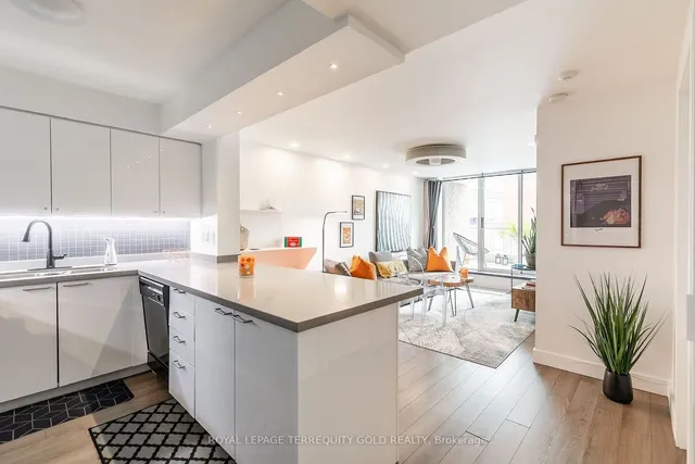 Additional image 3 of 330 Adelaide St Unit 803