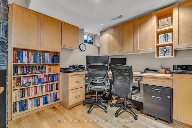 Additional image 28 of 26 Lia Cres