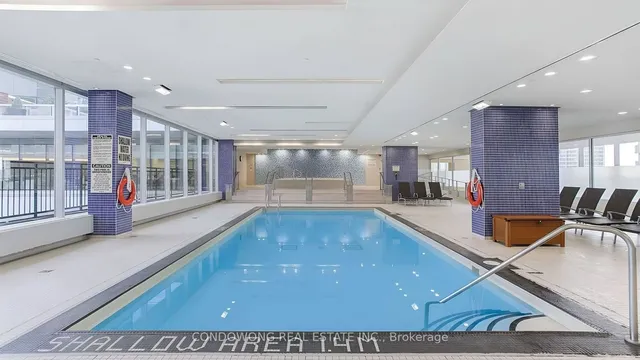 Additional image 28 of 65 Bremner Blvd Unit 3402