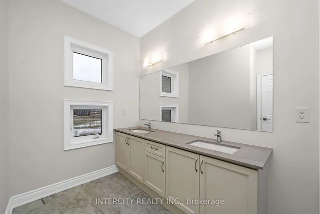 Additional image 30 of 43 Goodview Dr