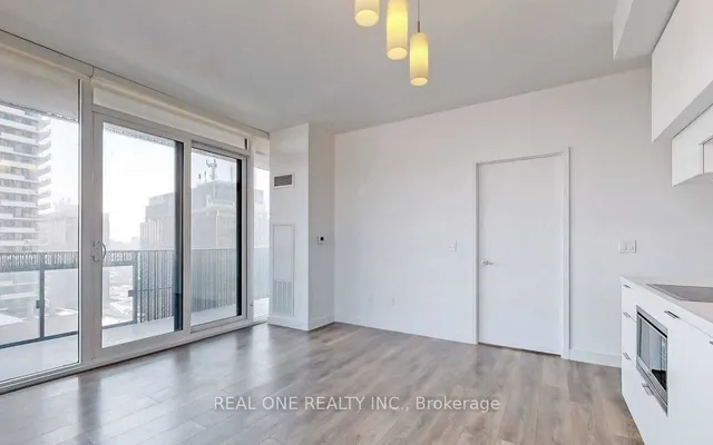 Additional image 15 of 8 Eglinton Ave Unit 1011