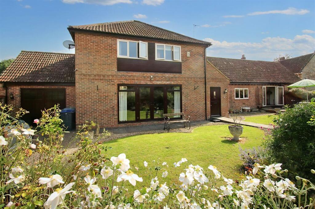 Additional image 21 of Farm Close, Cockhill, Trowbridge